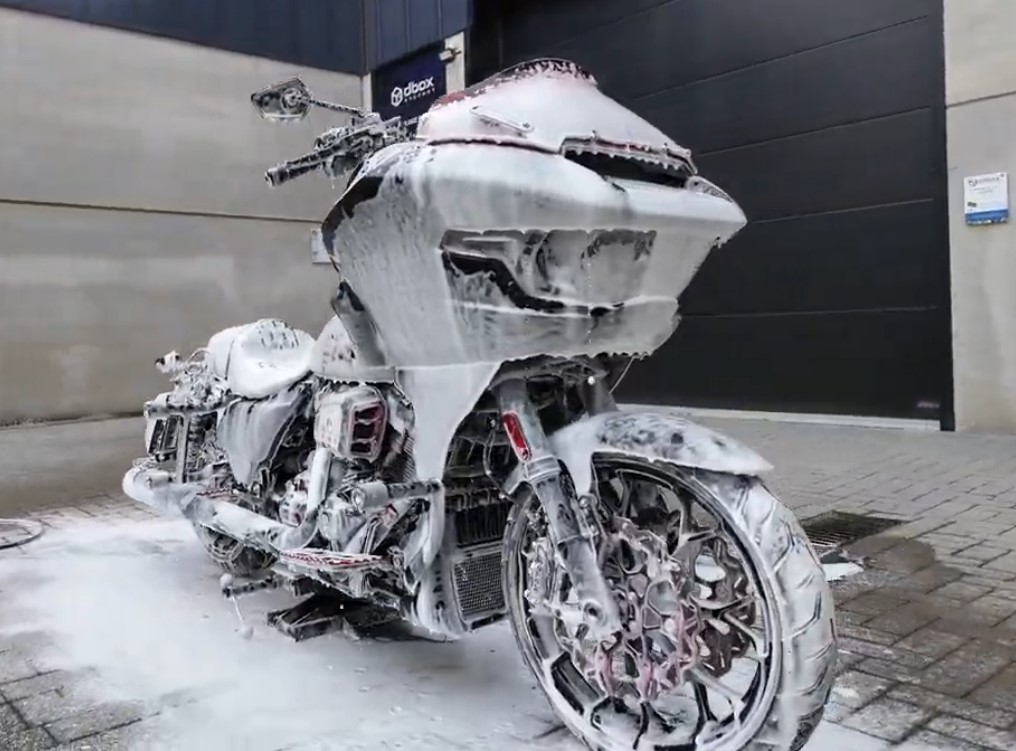 Blazing engines high end detailing